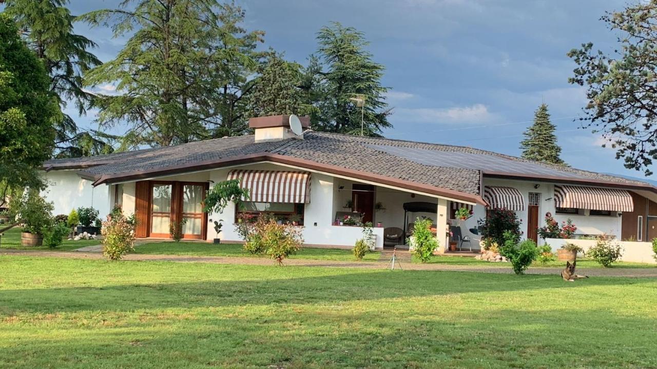 B & B Chic Premariacco Exterior photo